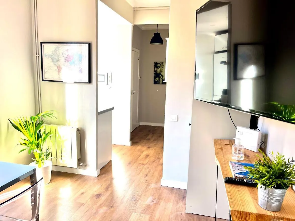 Sunny Apartment Gracia - Joanic Renovated Barcelona Spain